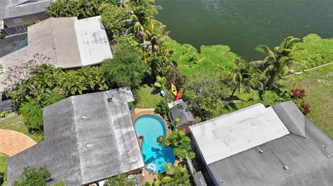 737 SW 2nd Court Hallandale Beach FL 33009
