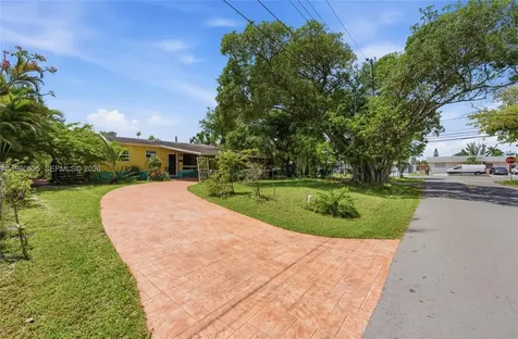 737 SW 2nd Court Hallandale Beach FL 33009