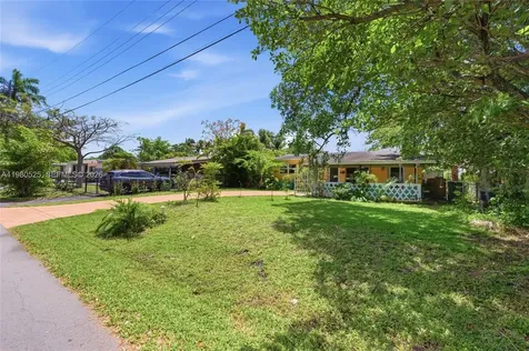 737 SW 2nd Court Hallandale Beach FL 33009