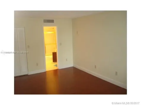 14211 N Kendall Drive Miami FL 33186