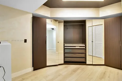 16699 Collins Avenue Sunny Isles Beach FL 33160