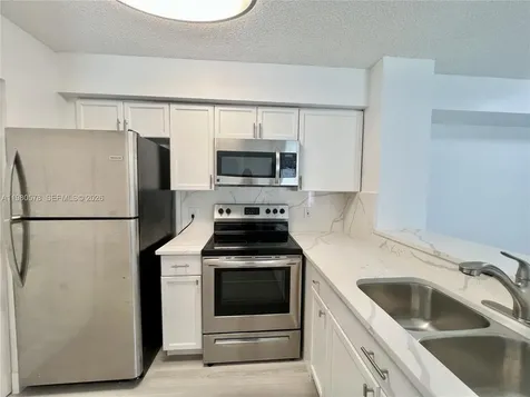 640 S Park Road Hollywood FL 33021