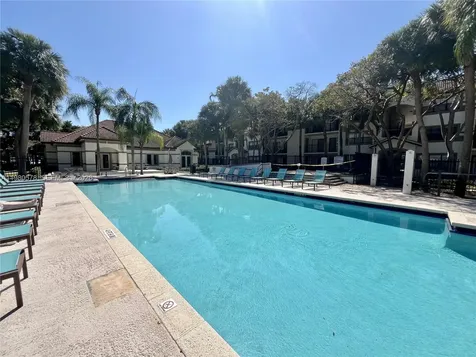 640 S Park Road Hollywood FL 33021