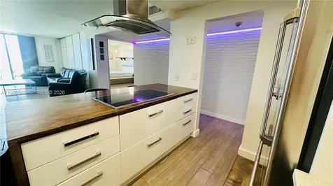 19390 Collins Avenue Sunny Isles Beach FL 33160