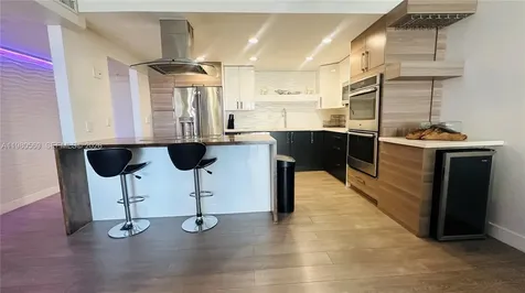 19390 Collins Avenue Sunny Isles Beach FL 33160