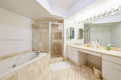 21205 Yacht Club Drive Aventura FL 33180