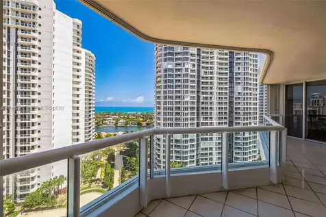 21205 Yacht Club Drive Aventura FL 33180