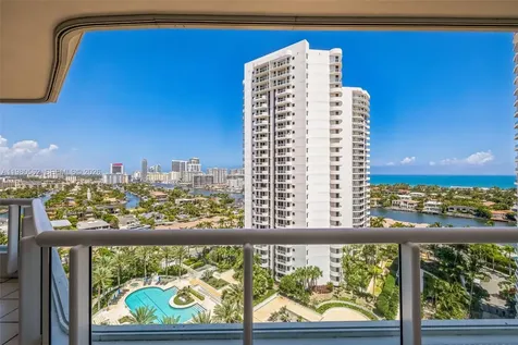 21205 Yacht Club Drive Aventura FL 33180