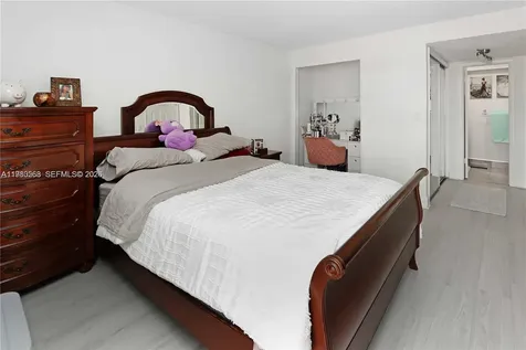 14203 SW 66th Street Miami FL 33183