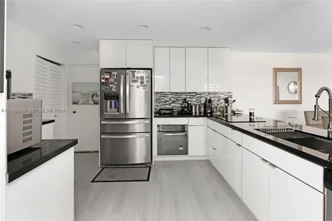 14203 SW 66th Street Miami FL 33183