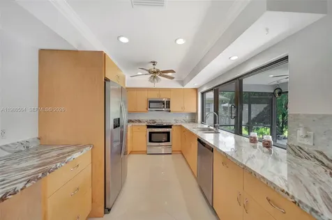 5137 SW 87th Terrace Cooper City FL 33328