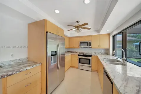 5137 SW 87th Terrace Cooper City FL 33328