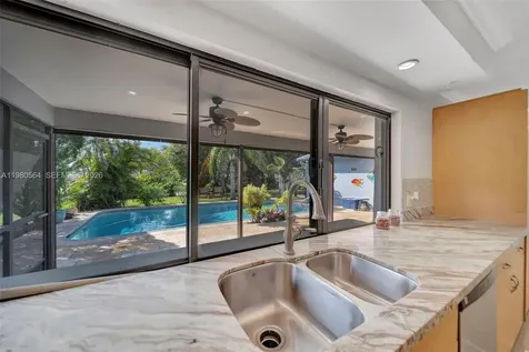 5137 SW 87th Terrace Cooper City FL 33328