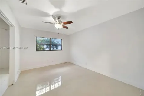 5137 SW 87th Terrace Cooper City FL 33328