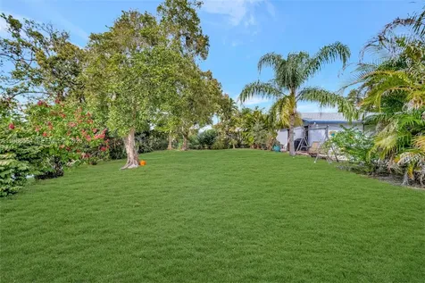 5137 SW 87th Terrace Cooper City FL 33328