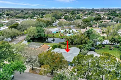 5137 SW 87th Terrace Cooper City FL 33328