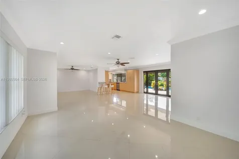 5137 SW 87th Terrace Cooper City FL 33328