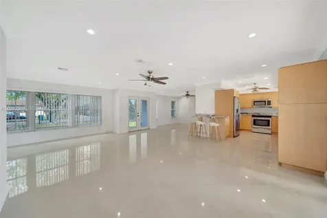 5137 SW 87th Terrace Cooper City FL 33328