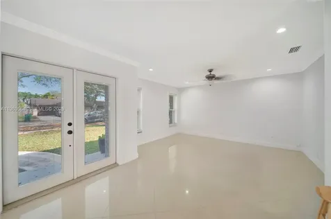 5137 SW 87th Terrace Cooper City FL 33328