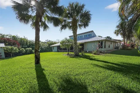 8535 SE May Terrace Hobe Sound FL 33455