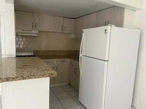 1280 W 54th Street Hialeah FL 33012