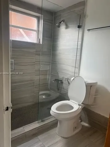 1280 W 54th Street Hialeah FL 33012