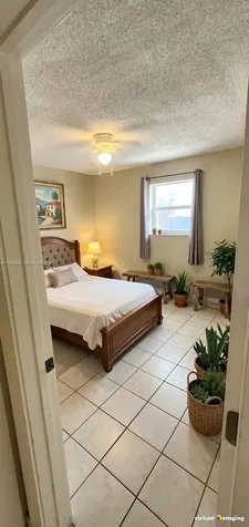 880 E 26th Street Hialeah FL 33013