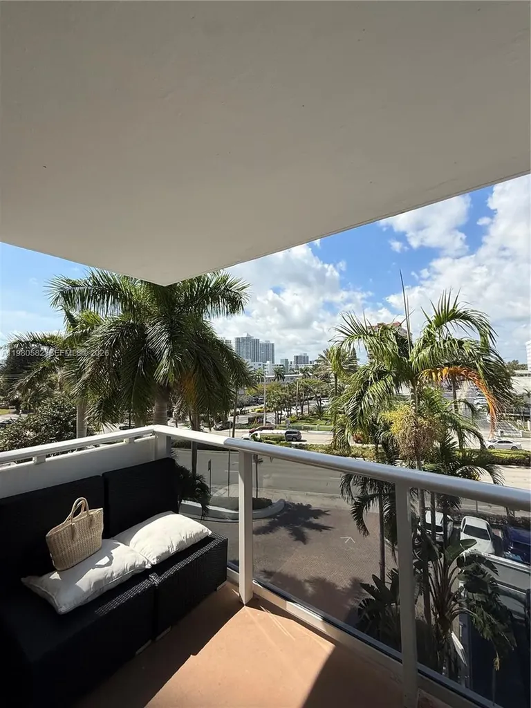 3140 S Ocean Drive Hallandale Beach FL 33009