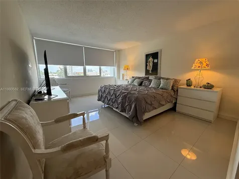 3140 S Ocean Drive Hallandale Beach FL 33009