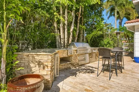 2174 Quail Roost Drive Weston FL 33327