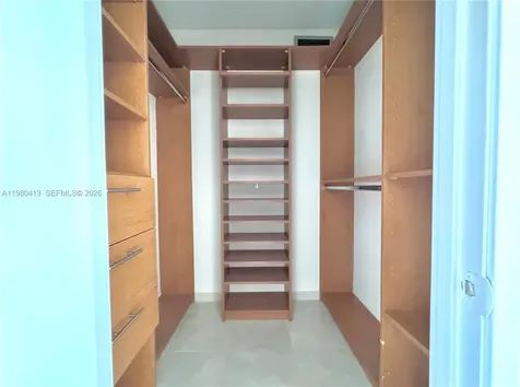 400 Kings Point Drive Sunny Isles Beach FL 33160