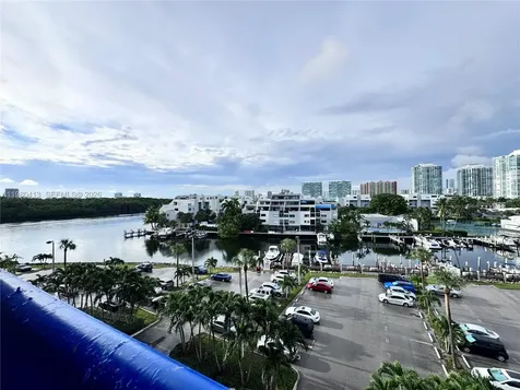 400 Kings Point Drive Sunny Isles Beach FL 33160