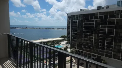 1901 Brickell Avenue Miami FL 33129