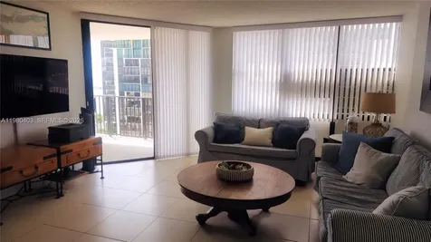 1901 Brickell Avenue Miami FL 33129