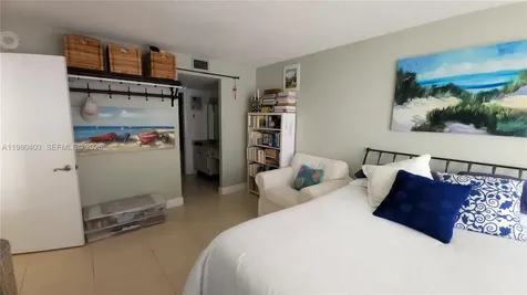 1901 Brickell Avenue Miami FL 33129