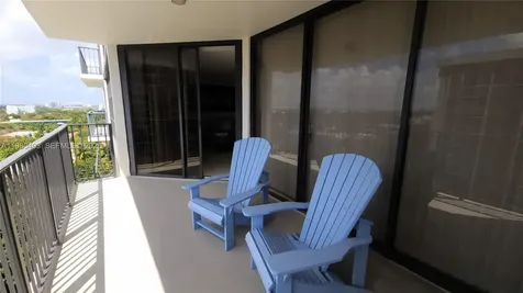 1901 Brickell Avenue Miami FL 33129