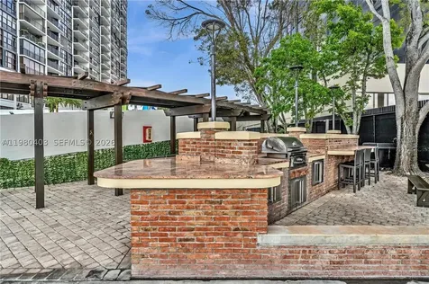1901 Brickell Avenue Miami FL 33129