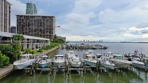 1901 Brickell Avenue Miami FL 33129