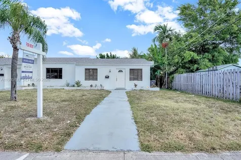 2415 Pierce Street Hollywood FL 33020