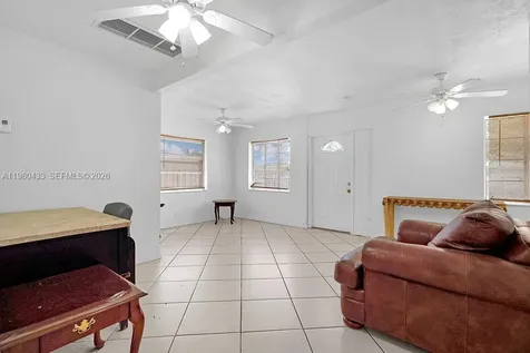 2415 Pierce Street Hollywood FL 33020