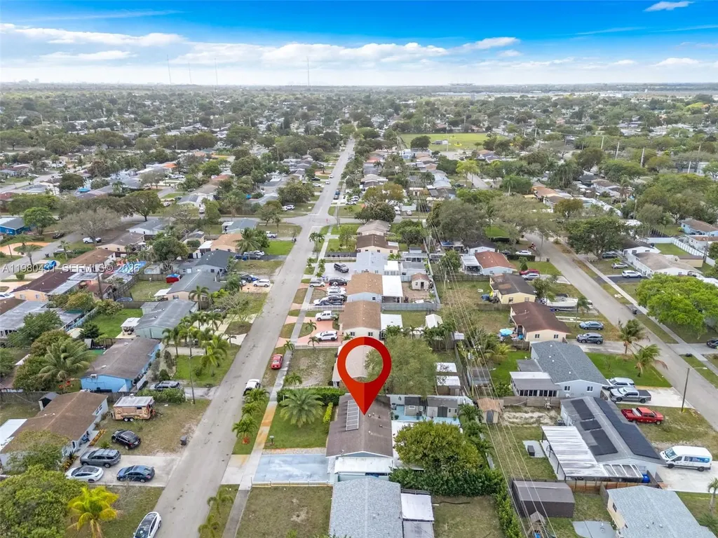 1210 N 71st Avenue Hollywood FL 33024