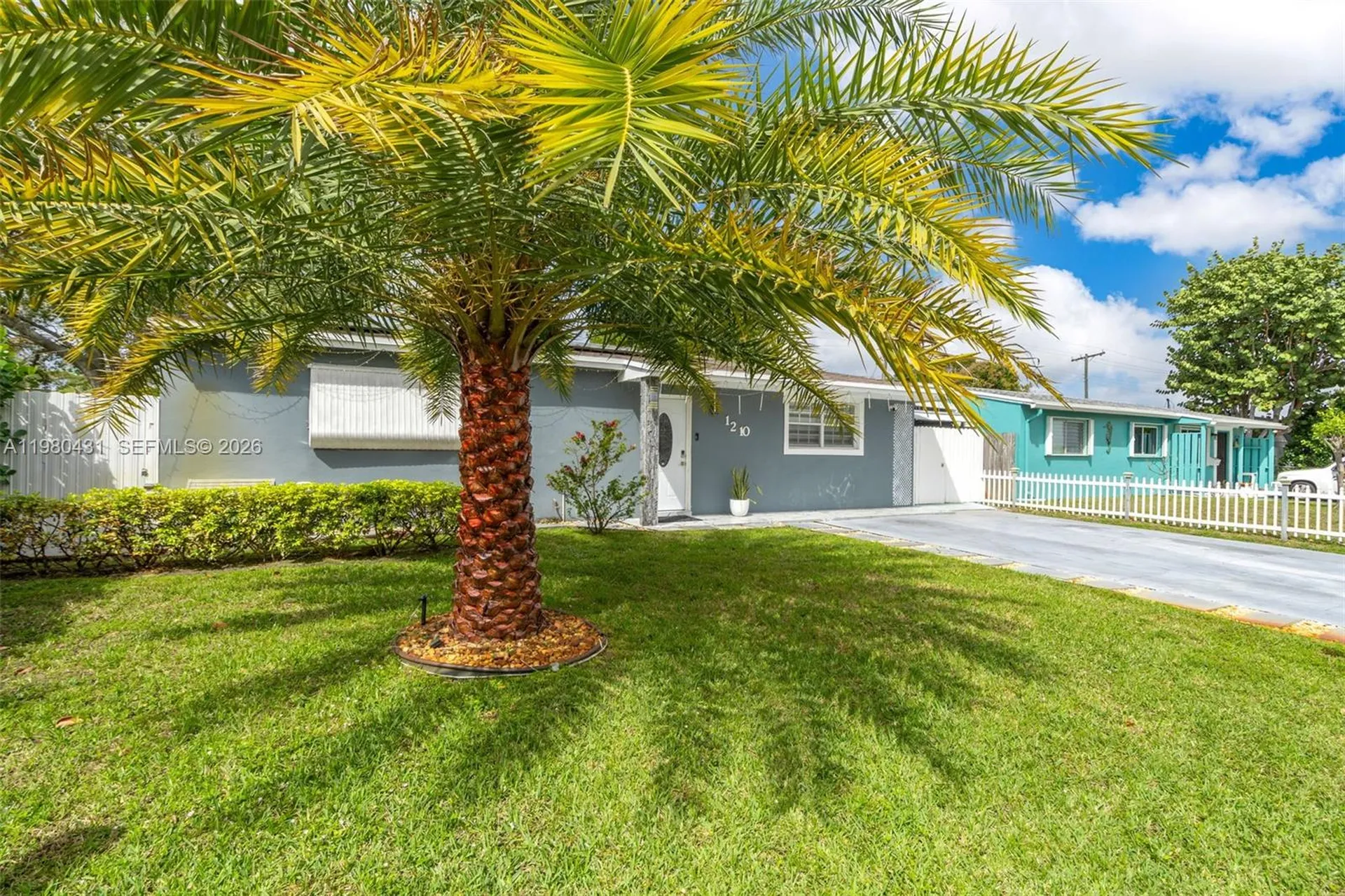 1210 N 71st Avenue Hollywood FL 33024