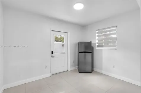 1210 N 71st Avenue Hollywood FL 33024