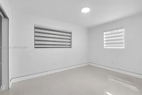 1210 N 71st Avenue Hollywood FL 33024