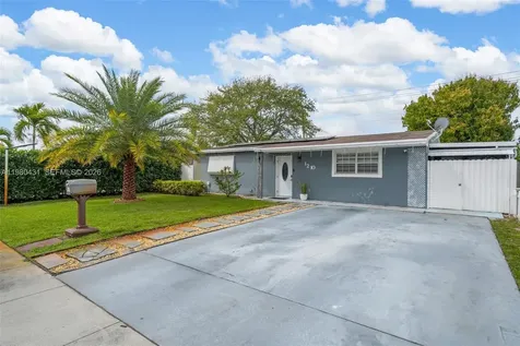 1210 N 71st Avenue Hollywood FL 33024