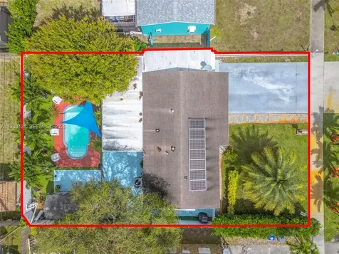1210 N 71st Avenue Hollywood FL 33024