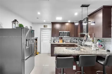 1210 N 71st Avenue Hollywood FL 33024