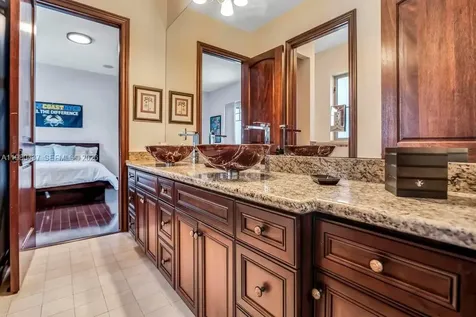 13425 SW 37th Place Davie FL 33330
