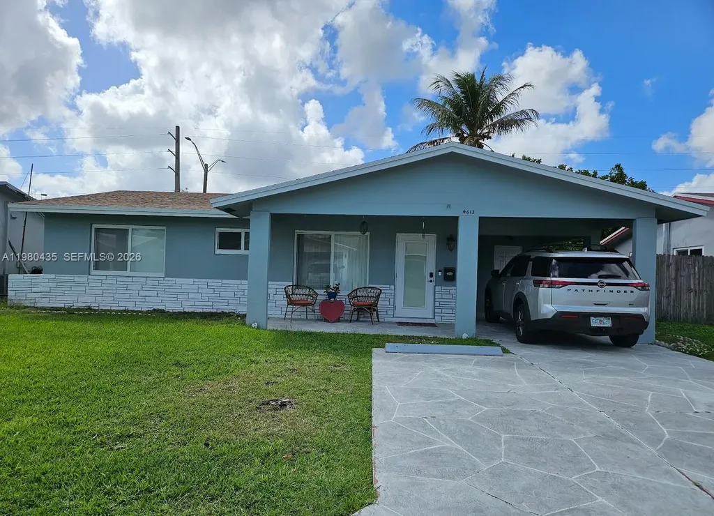 4613 NW 30th Terrace Tamarac FL 33309