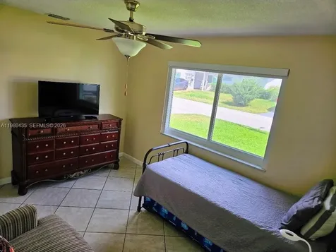 4613 NW 30th Terrace Tamarac FL 33309